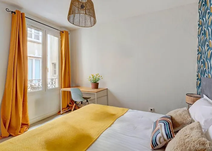 Clickyourflat 20 - Superb - Montmartre Apartment *